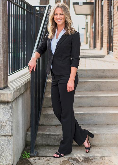 Taryn Bennett Loan Officer